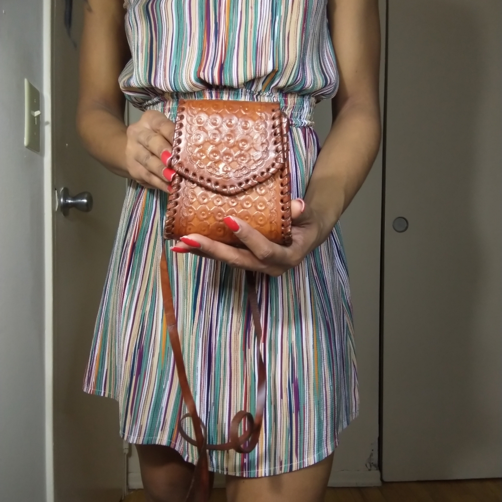 Brown Leather Patterned Pouch/Purse - image 2